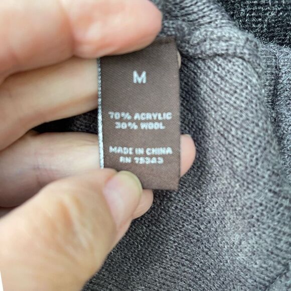 Fenn Wright Manson size Medium sweater cardigan. - Picture 4 of 7